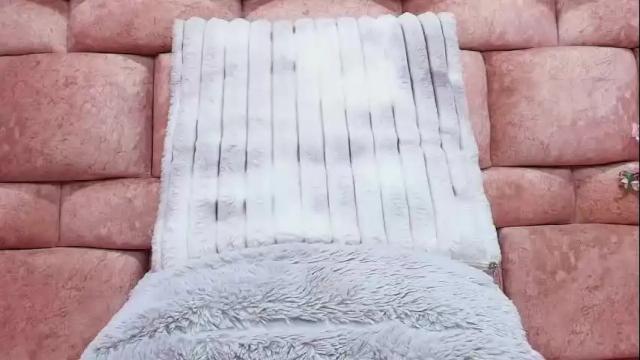 Image 12 of kate_froz Stream on Chaturbate on 1 month ago