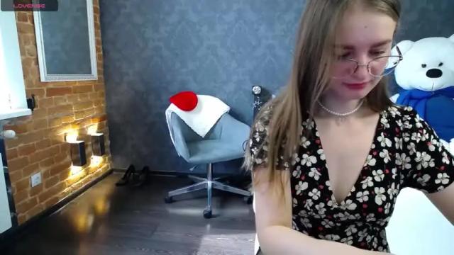 Image 8 of kate_jonson Stream on Chaturbate on 13 months ago