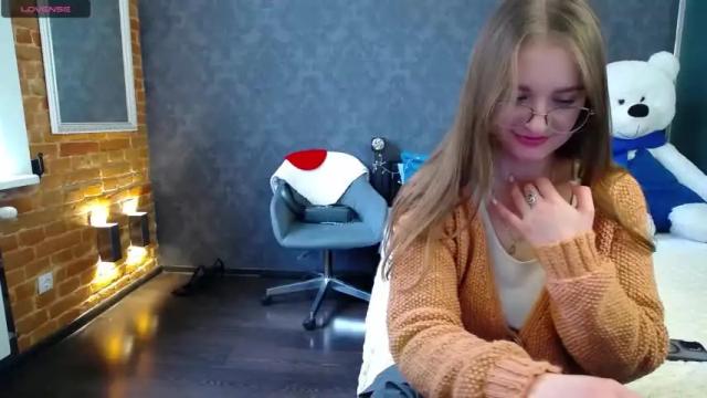 Image 10 of kate_jonson Stream on Chaturbate on 13 months ago
