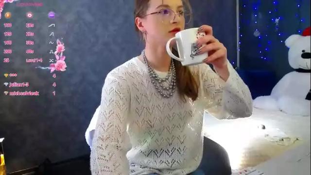 Image 10 of kate_jonson Stream on Chaturbate on 28 days ago