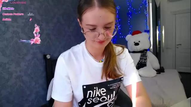 Image 2 of kate_jonson Stream on Chaturbate on 23 days ago