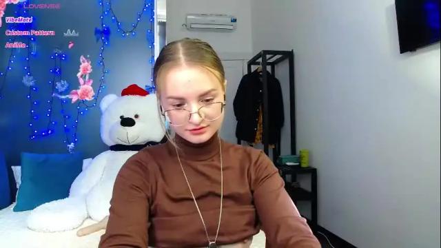 Image 12 of kate_jonson Stream on Chaturbate on 18 days ago