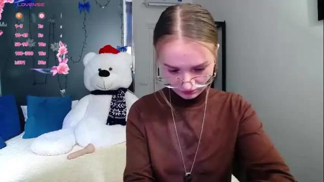 Image 7 of kate_jonson Stream on Chaturbate on 18 days ago