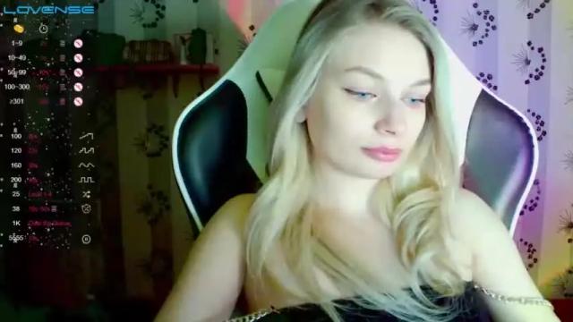Image 10 of kate_peachy Stream on Chaturbate on 17 months ago