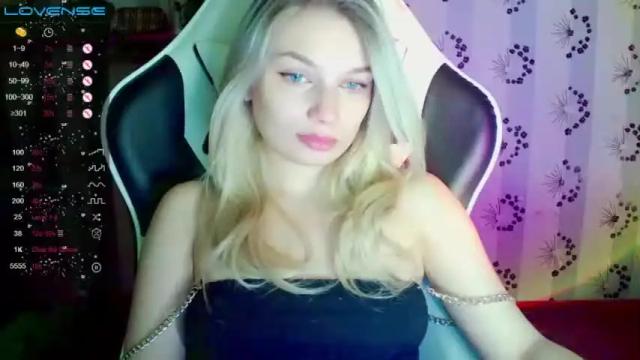 Image 3 of kate_peachy Stream on Chaturbate on 17 months ago