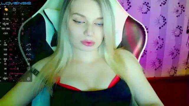 Image 8 of kate_peachy Stream on Chaturbate on 16 months ago
