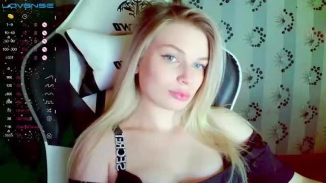 Image 6 of kate_peachy Stream on Chaturbate on 16 months ago