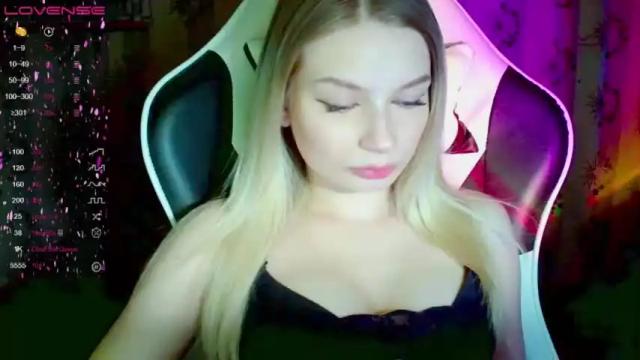 Thumbnail 1, kate_peachy's Stream at Chaturbate, 14 months ago