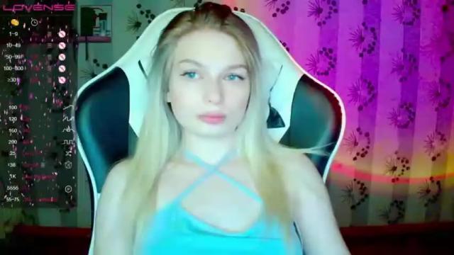 Image 12 of kate_peachy Stream on Chaturbate on 14 months ago