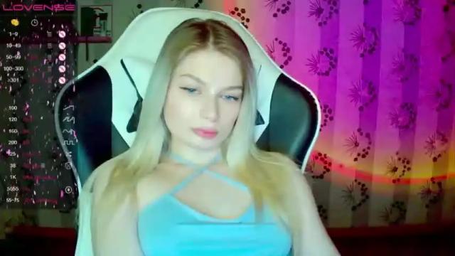 Image 8 of kate_peachy Stream on Chaturbate on 14 months ago