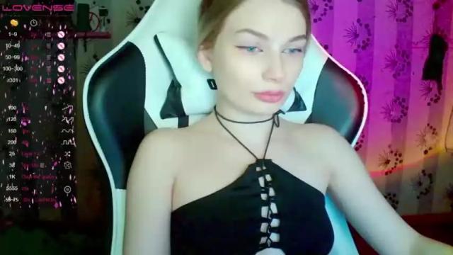 Image 10 of kate_peachy Stream on Chaturbate on 14 months ago