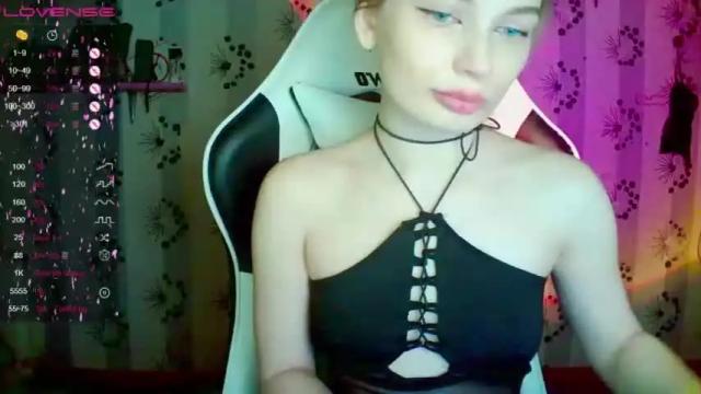 Image 6 of kate_peachy Stream on Chaturbate on 14 months ago