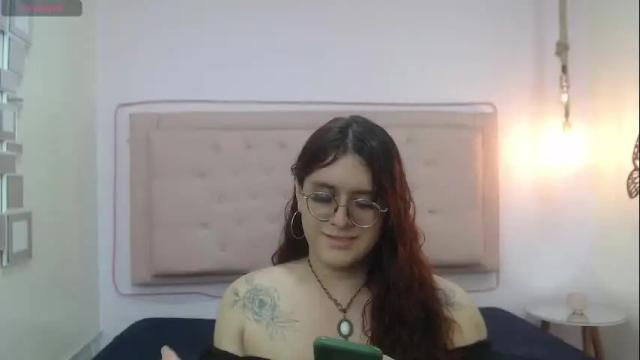 Image 3 of kate_pickman Stream on Chaturbate on 1 month ago
