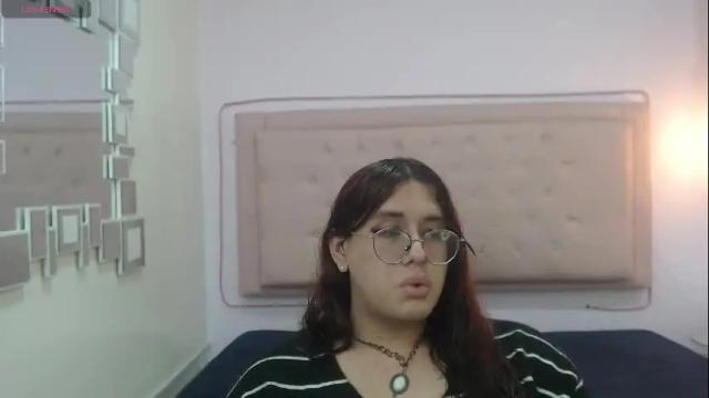 Image 2 of kate_pickman Stream on Chaturbate on 1 month ago