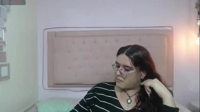 Image 11 of kate_pickman Stream on Chaturbate on 13 days ago