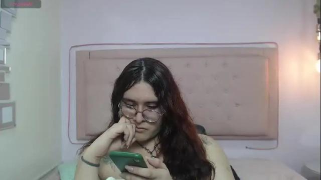 Image 12 of kate_pickman Stream on Chaturbate on 13 days ago