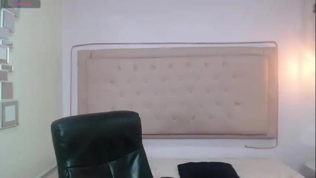 Image 2 of kate_pickman Stream on Chaturbate on 13 days ago