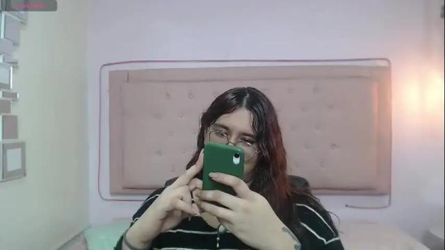 Image 4 of kate_pickman Stream on Chaturbate on 13 days ago
