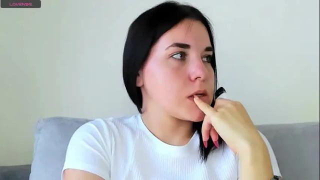 Image 2 of kate_ree_ Stream on Chaturbate on 1 month ago