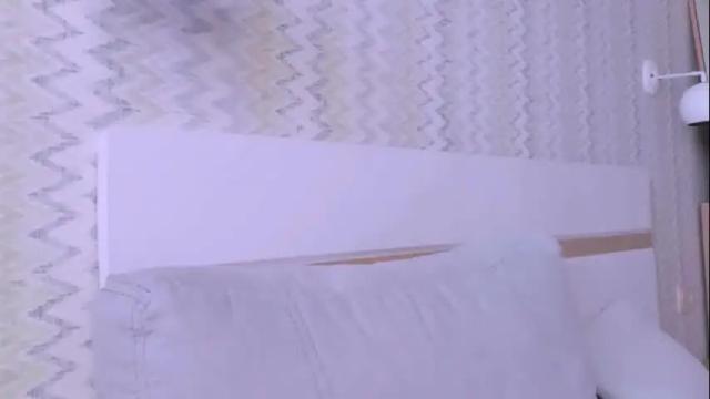 Image 4 of kate_ree_ Stream on Chaturbate on 1 month ago