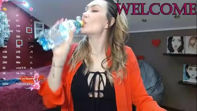 Image 2 of kate_space Stream on Chaturbate on 1 month ago
