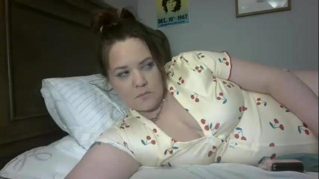 Image 12 of kateb0525 Stream on Chaturbate on 1 month ago