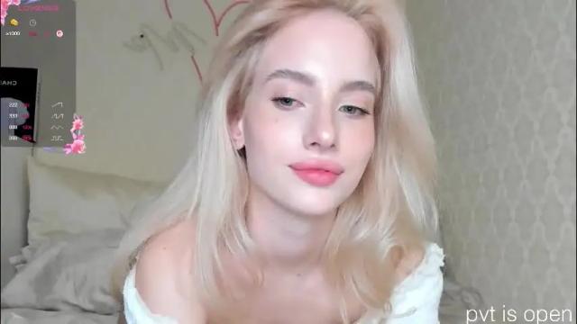 Image 7 of katebremar Stream on Chaturbate on 16 days ago
