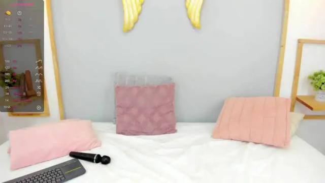 Image 12 of katedelahoz Stream on Chaturbate on 20 months ago