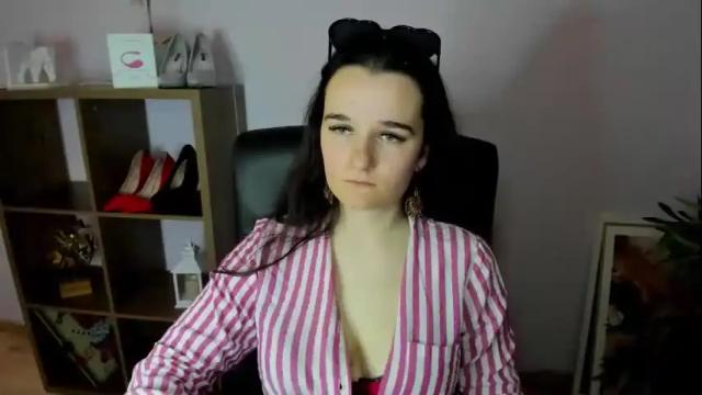 Image 12 of katedesire Stream on Chaturbate on 1 month ago