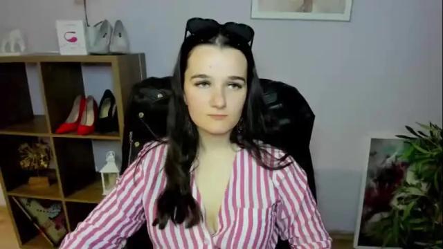 Image 6 of katedesire Stream on Chaturbate on 1 month ago