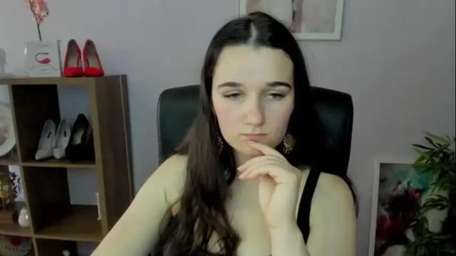Image 12 of katedesire Stream on Chaturbate on 20 days ago