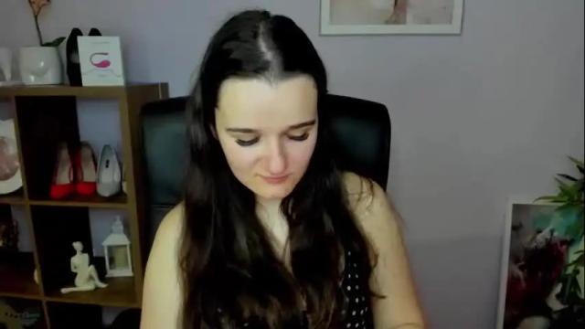 Image 11 of katedesire Stream on Chaturbate on 14 days ago