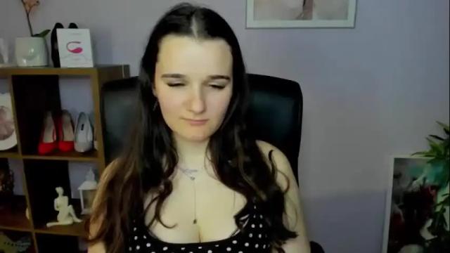 Image 3 of katedesire Stream on Chaturbate on 12 days ago