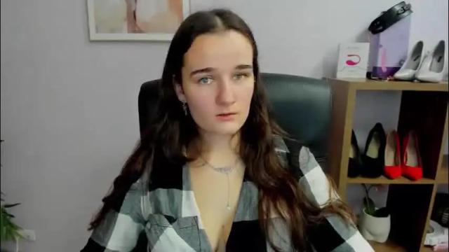 Image 10 of katedesire Stream on Chaturbate on 2 months ago