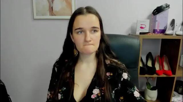 Image 11 of katedesire Stream on Chaturbate on 2 months ago