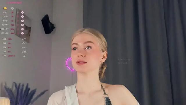 Image 11 of kateharrise Stream on Chaturbate on 14 months ago