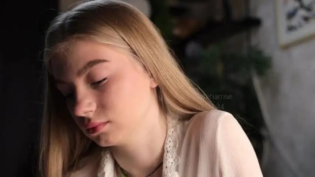 Image 2 of kateharrise Stream on Chaturbate on 13 months ago