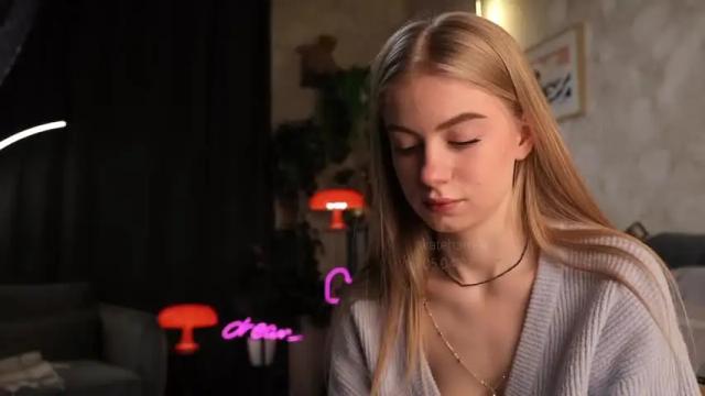 Image 4 of kateharrise Stream on Chaturbate on 13 months ago