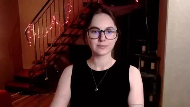 Image 10 of katekvarforth Stream on Chaturbate on 18 months ago