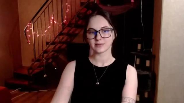Image 11 of katekvarforth Stream on Chaturbate on 18 months ago
