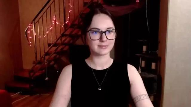 Image 12 of katekvarforth Stream on Chaturbate on 18 months ago
