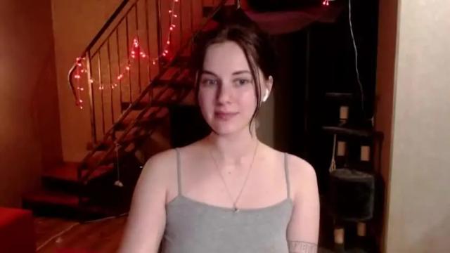 Image 3 of katekvarforth Stream on Chaturbate on 16 months ago