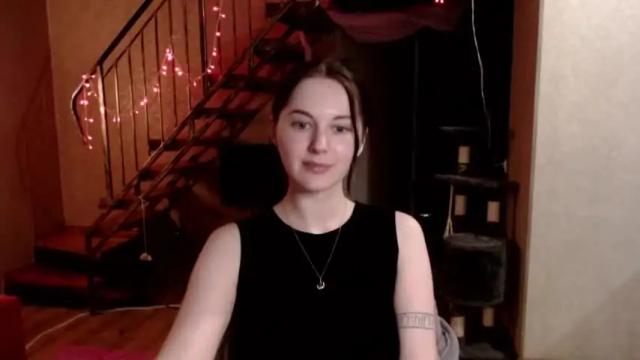 Image 11 of katekvarforth Stream on Chaturbate on 15 months ago