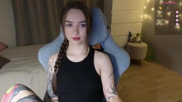 Image 3 of kateleoo Stream on Chaturbate on 12 months ago