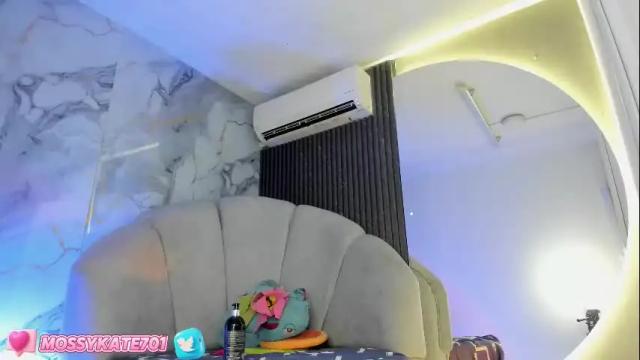 Image 6 of katemoss70 Stream on Chaturbate on 2 months ago