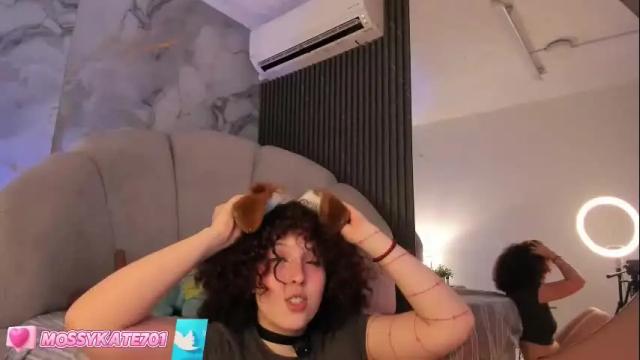 Image 3 of katemoss70 Stream on Chaturbate on 1 month ago