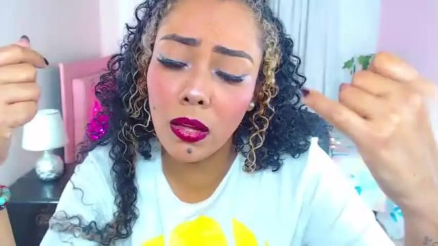 Image 4 of katerin_yaz Stream on Chaturbate on 20 months ago