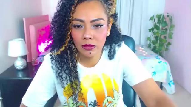 Image 7 of katerin_yaz Stream on Chaturbate on 20 months ago