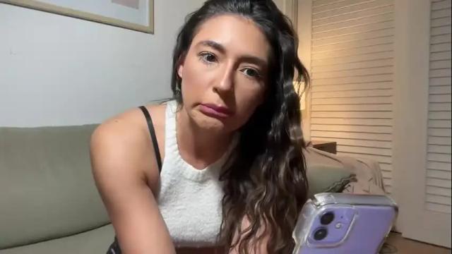 Image 11 of katerinavalentine Stream on Chaturbate on 19 months ago
