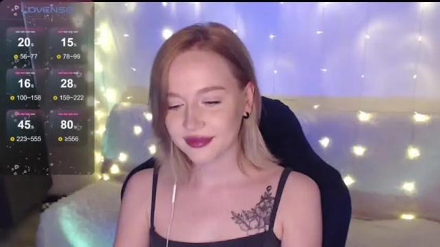 Image 8 of katerinaxvold Stream on Chaturbate on 14 months ago